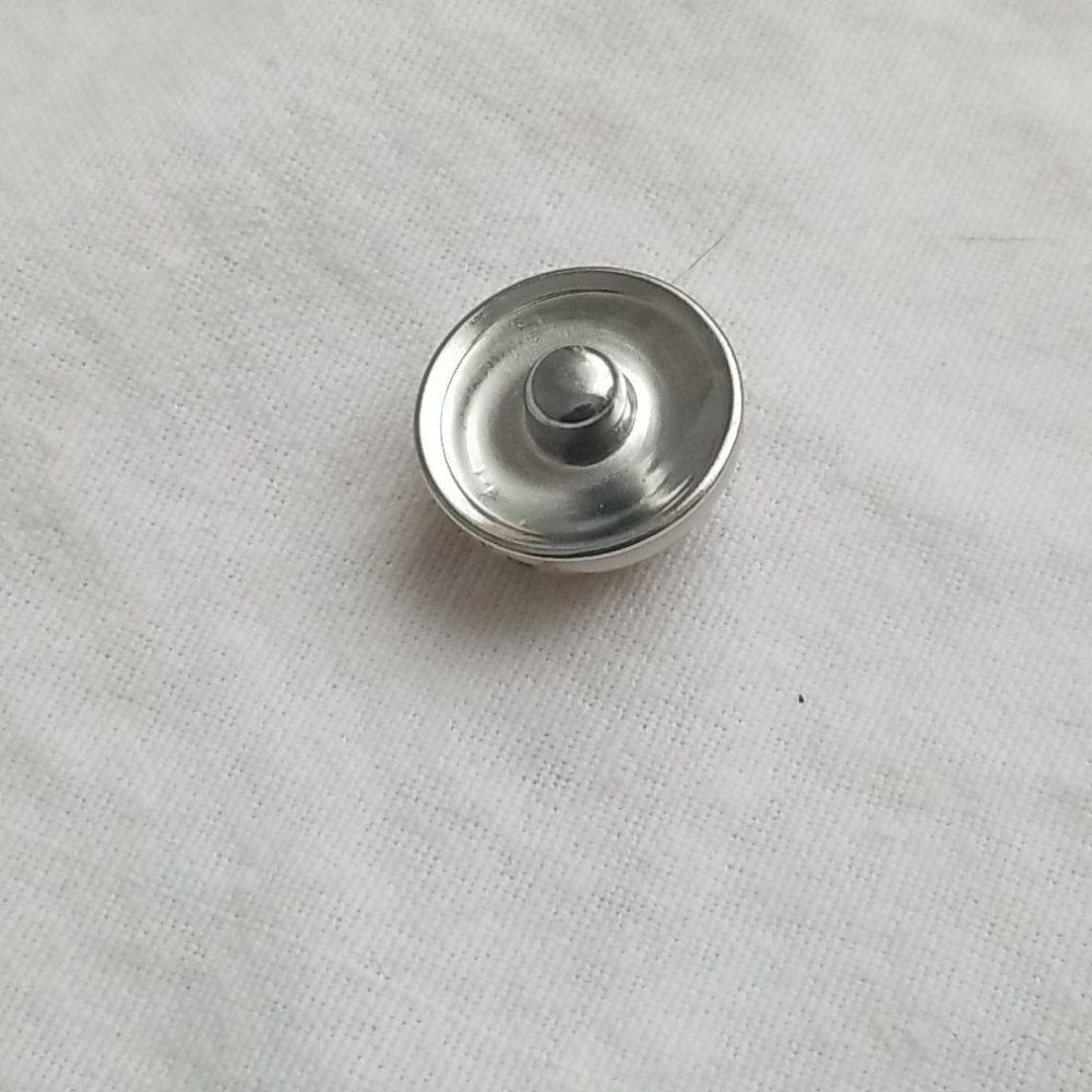 Multi colored button - Picture 2 of 2